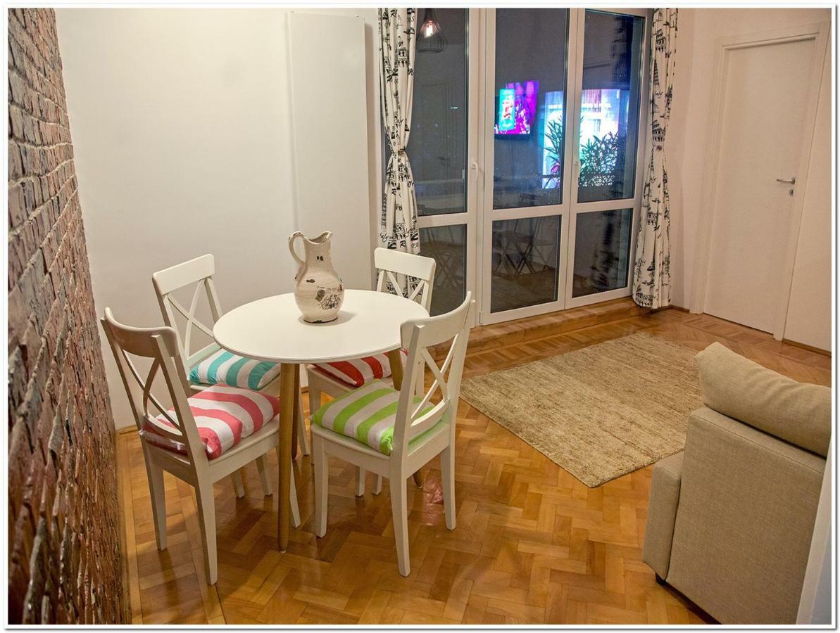 Skyview Old Town Apartment 布加勒斯特 外观 照片